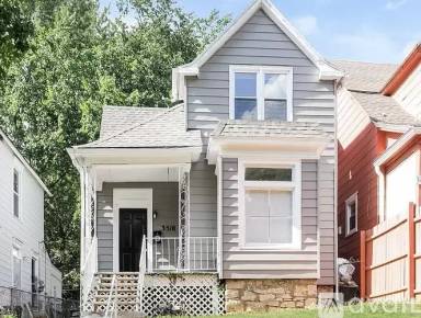 Main picture of 2316 Delavan Ave