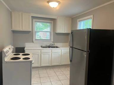 Main picture of 2242 Ervin St