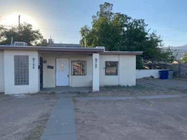 Main picture of 8725 Lawson St