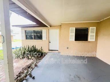 Main picture of 726 W Alamo Dr