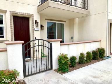 Main picture of 174 Sawbuck St