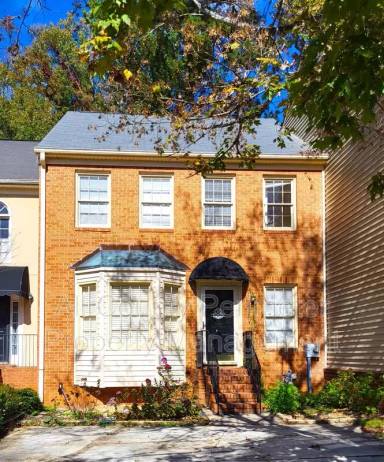 Main picture of 501 Salem Woods Dr SE