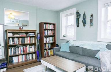 Main picture of 229 Jay St