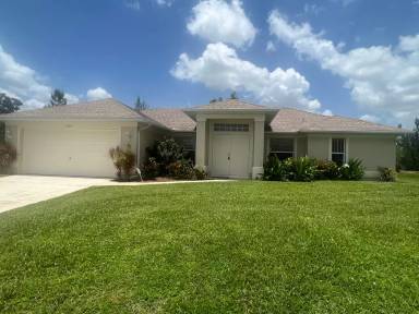 Main picture of 1225 SW 31st Ter