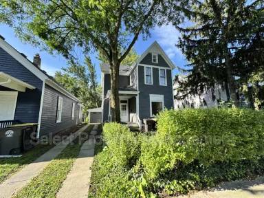 Main picture of 223 W Woodland Ave