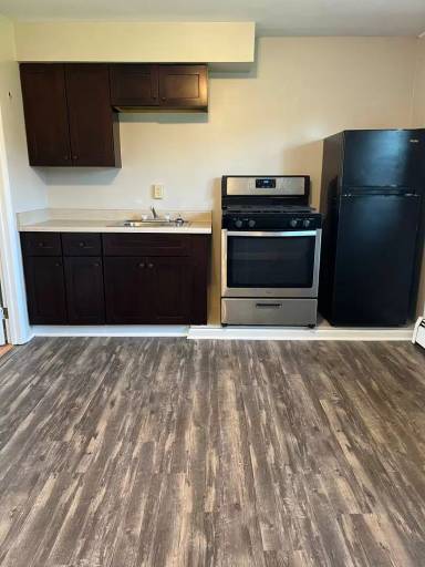 Main picture of 5208 W Ridge Rd