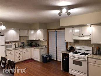 Main picture of 79 F St