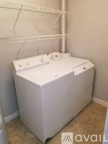 Main picture of 518 Gould St