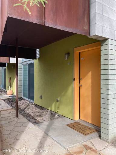 Main picture of 1145 E Whitton Ave
