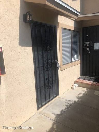 Main picture of 4571 Winona Ave