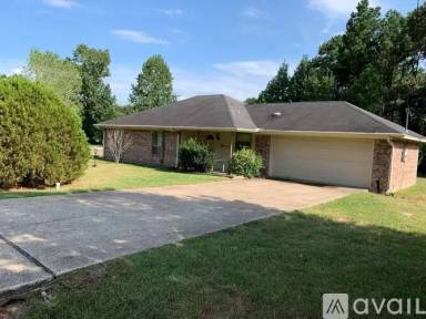 Main picture of 123 Stone Dr