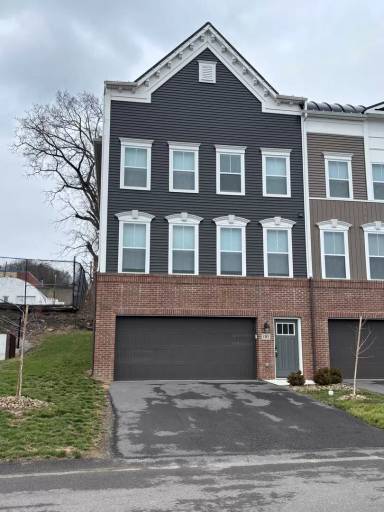 Main picture of 101 Loubell Dr