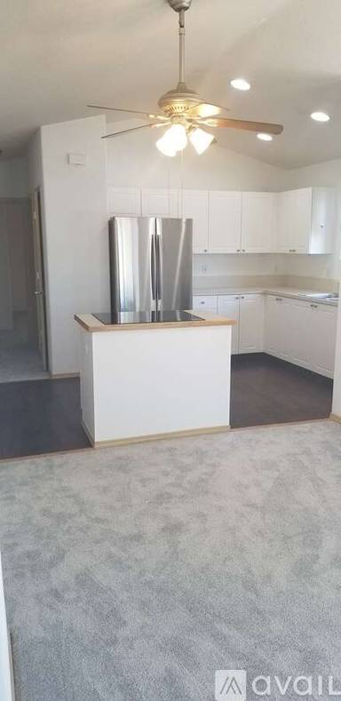 Main picture of 15800 NE Milton Pl