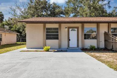 Main picture of 2510 India Palm Dr