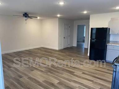 Main picture of 27034 State Highway B