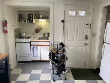 Main picture of 94 Grant St