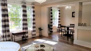 Main picture of 2013 Eastern Pkwy