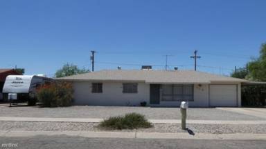 Main picture of 618 S Grinnell Ave