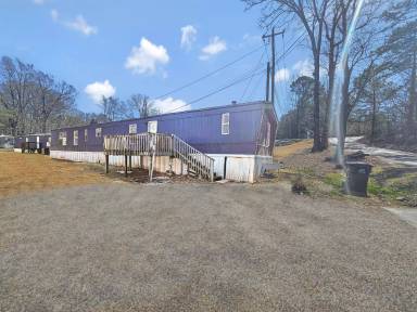 Main picture of 412 McElhaney Rd