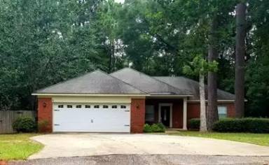 Main picture of 105 Diane Cir