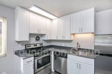 Main picture of 4259 Gilman Ave W