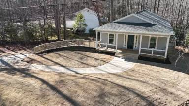 Main picture of 8004 Beachwood Dr