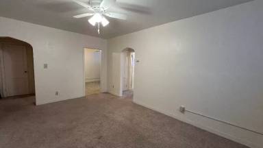 Main picture of 1510 Larpenteur Ave W