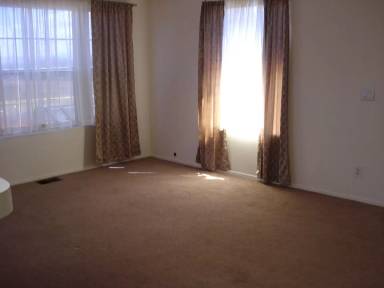 Main picture of 1959 W Willow Way