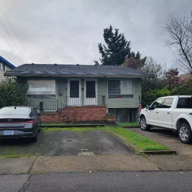 Main picture of 636 W Madrone St