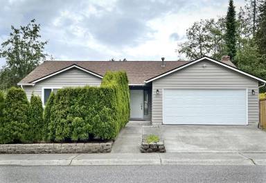 Main picture of 5631 146th Pl SE