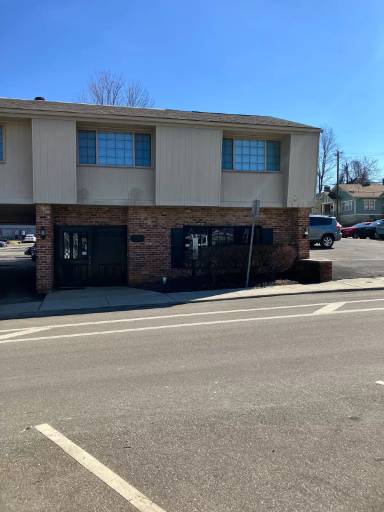 Main picture of 341-351 S. Lincoln St Apartments