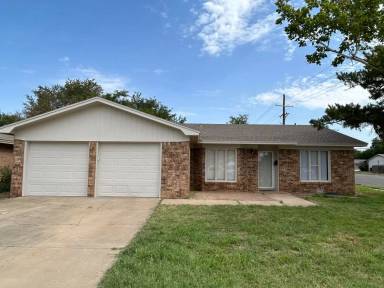 Main picture of 4404 61st St