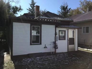 Main picture of 721 3rd St
