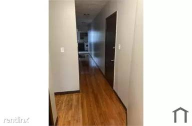 Main picture of 6801 S Clyde Ave