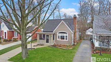 Main picture of 3065 Hillside Ave
