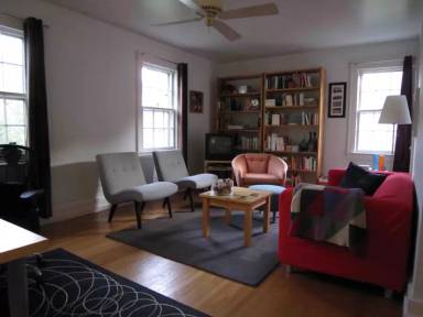 Main picture of 601 Pitt St