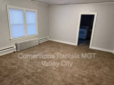 Main picture of 208 5th Ave SW