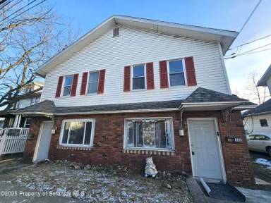 Main picture of 448 N Main St