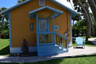 Main picture of 2625 NE Indian River Dr