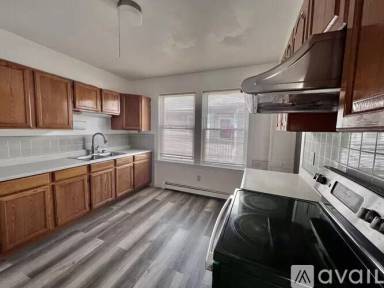 Main picture of 12 Greenwood Ave