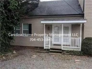 Main picture of 231 McGill Ave NW