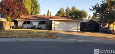 Main picture of 3012 Campbell Pl