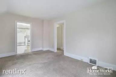 Main picture of 2118 Miami St