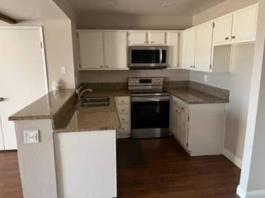 Main picture of 1480 W Edgehill Rd