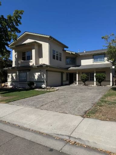 Main picture of 385 Covey Ln