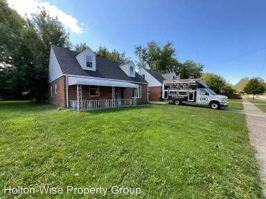 Main picture of 20550 Crystal Ave