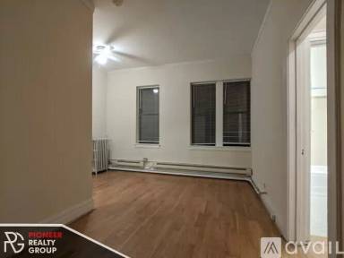 Main picture of 4631 N Paulina Apartments