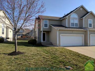 Main picture of 7708 W 149th St