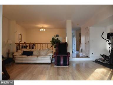 Main picture of 32 Pagoda Ct