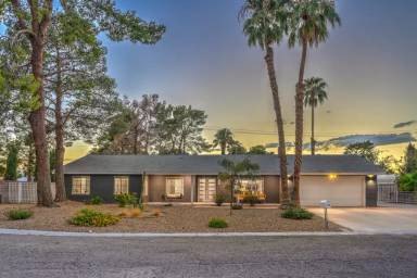 Main picture of 3031 Breton Dr